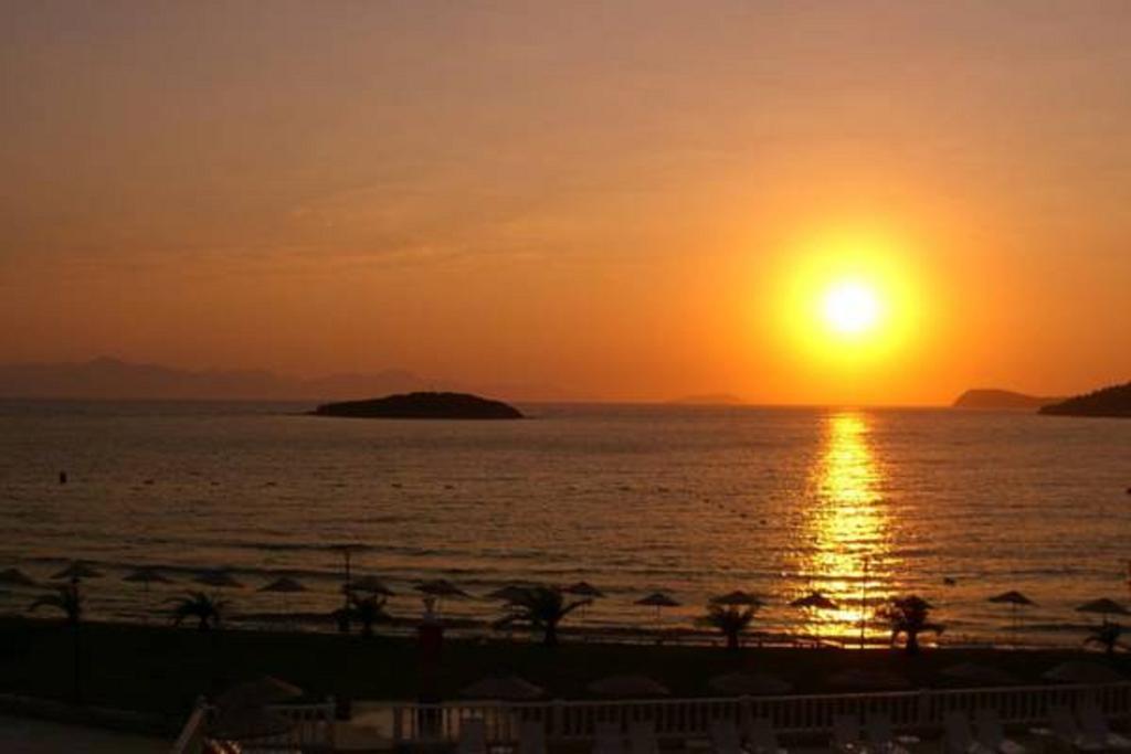 Club Blue White All Inclusive Turgutreis Ngoại thất bức ảnh