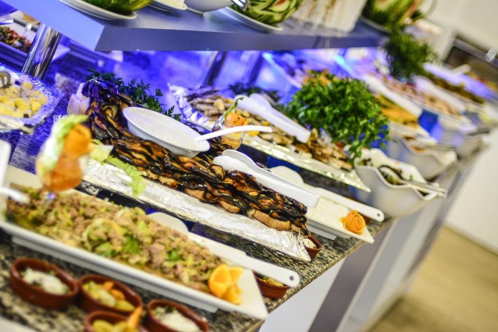 Club Blue White All Inclusive Turgutreis Ngoại thất bức ảnh